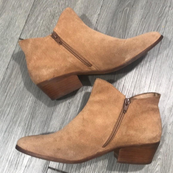 Jack Rogers Bailee Suede Ankle Bootie size 10 - Picture 5 of 8